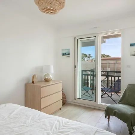 A 500m De La Plage, Pour 7 *