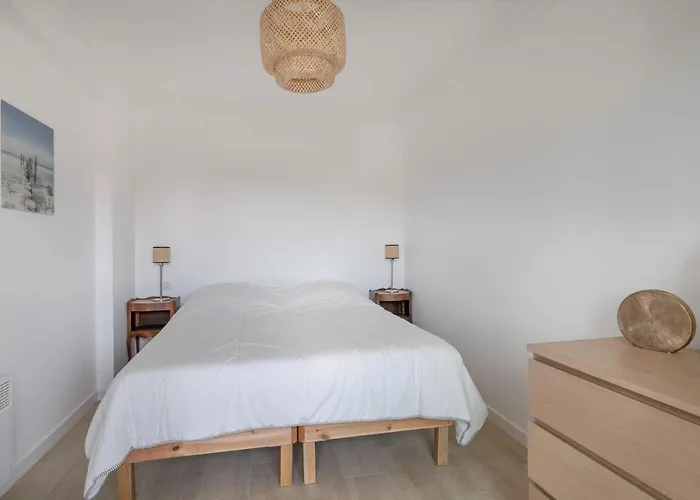 A 500m De La Plage, Pour 7 Apartment